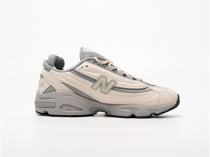 New Balance 1000 Beige