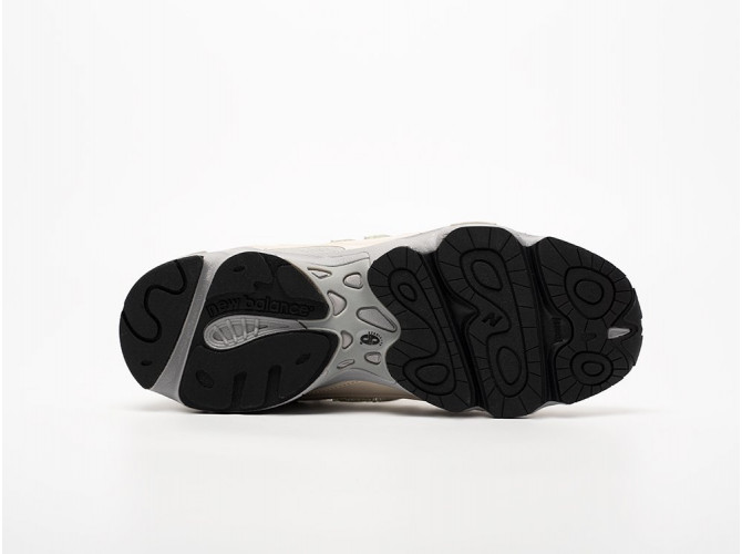 New Balance 1000 Beige