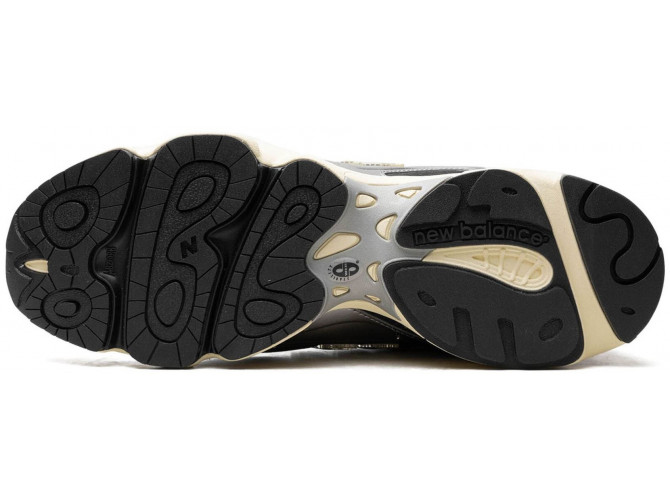 New Balance 1000 Silver Metallic