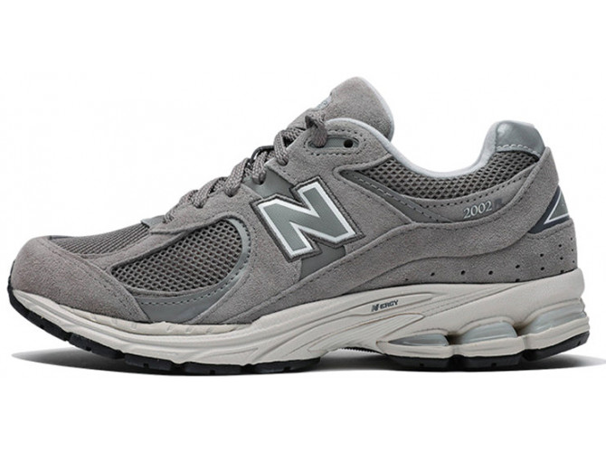 New Balance 2002R Marblehead