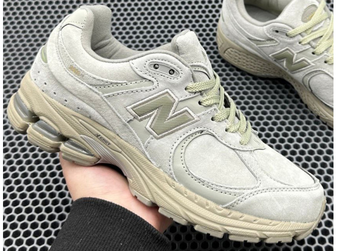 New Balance 2002 R Protection Pack Smoke Grey