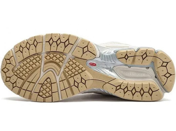 New Balance 2002 R Protection Pack White Sand