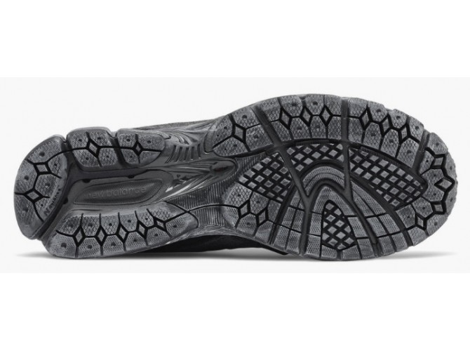 New Balance 2002 R Protection Phantom Black