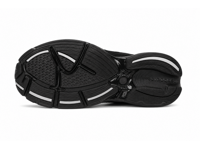 New Balance 2010 Triple Black