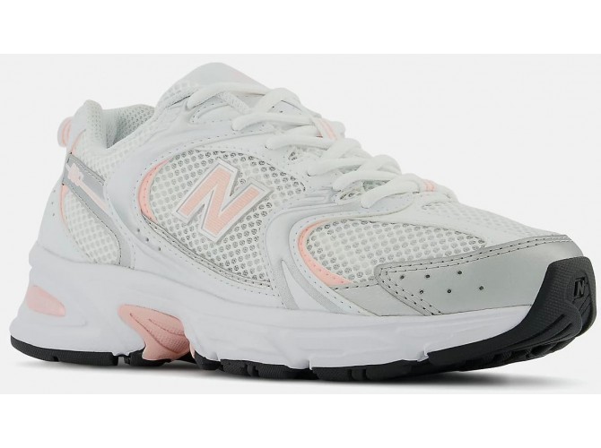 New Balance 530 White with cloud pink