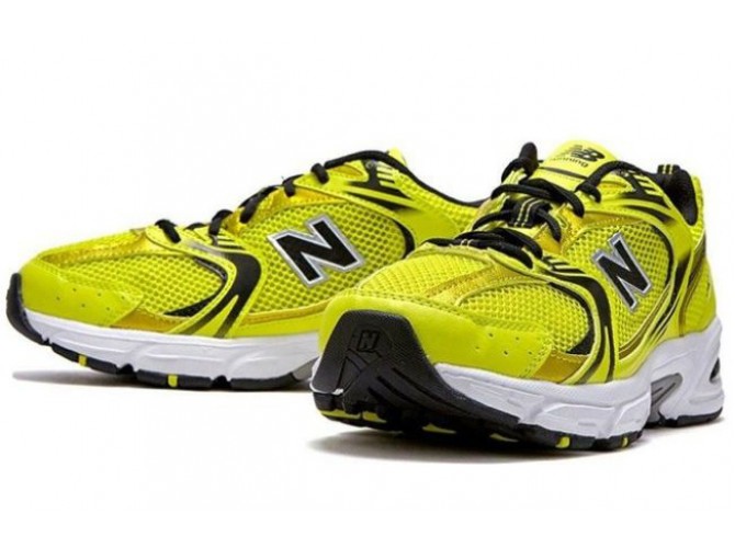 New Balance 530 Желтые с черным демисезонные