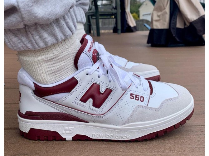 Кроссовки New Balance 550 White/Red