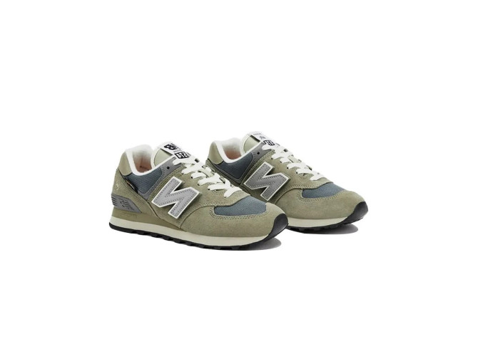 New Balance Alpha Industries x 574 Sedona Seige Grey