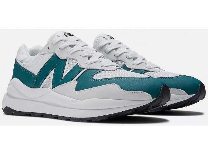 New Balance 5740  белые с зеленым