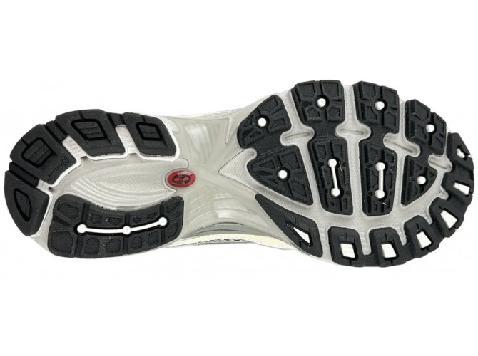 New Balance 740 Deep Grey White