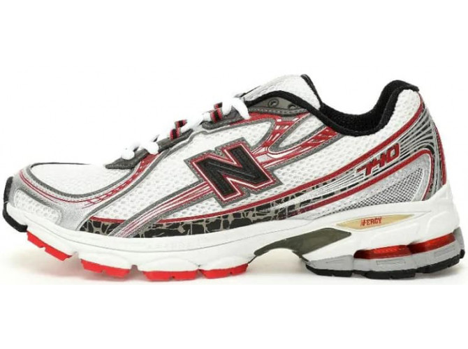 New Balance 740 White Energy Black Red
