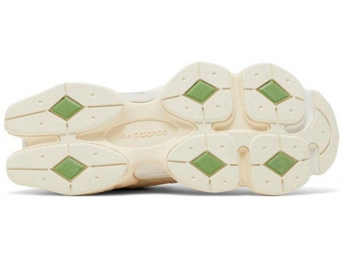 New Balance 9060 Bricks Wood бежевые