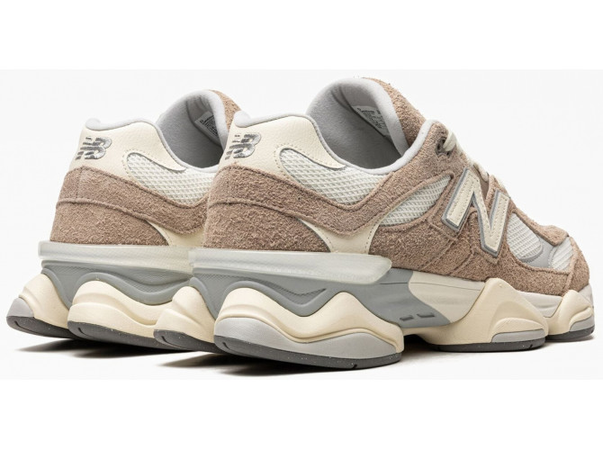 New Balance 9060 Driftwood Beige