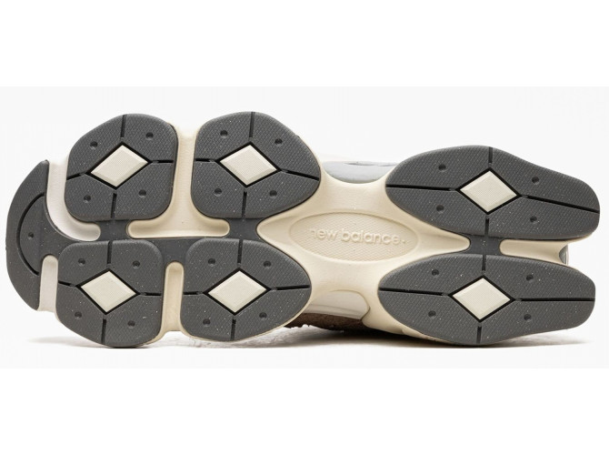 New Balance 9060 Driftwood Beige