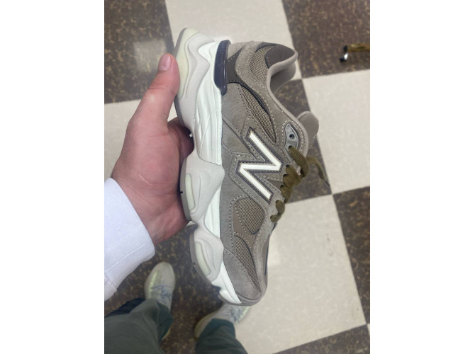 New Balance 9060 Mushroom Brown