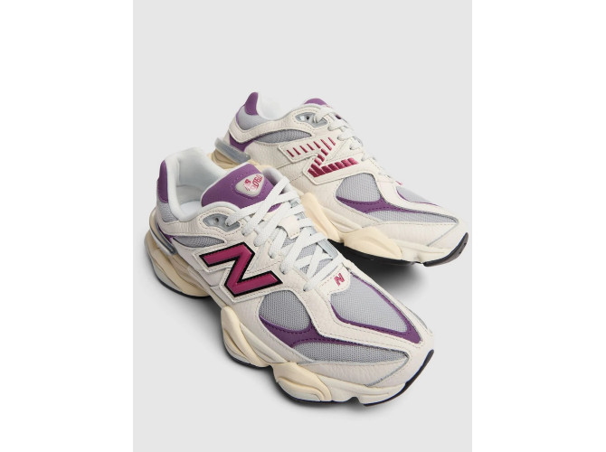 New Balance 9060 Magenta