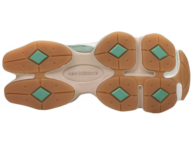 New Balance 9060 Penny Cookie Pink