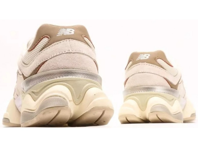 New Balance 9060 Sea Salt Brown