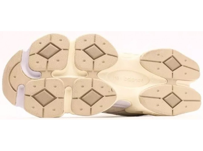 New Balance 9060 Sea Salt Brown