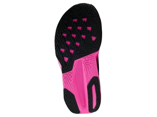 New Balance FuelCell Rebel v5 Pink