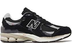 New Balance 2002 R Protection Pack Black Grey